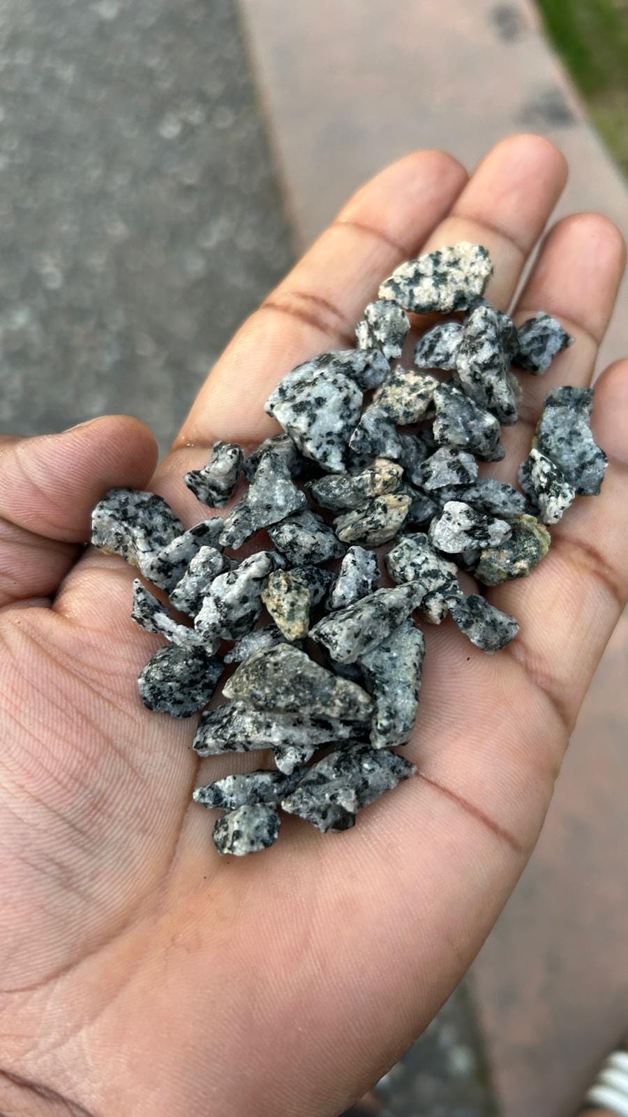 1/2 SALT & PEPPER GRANITE